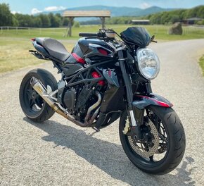 Mv Agusta Brutale 1090R - 3
