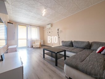 REZERVOVANÉ - Slnečný 3 izbový byt s balkónom - klíma + kot - 3