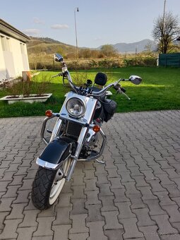 Suzuki Intruder 1500 - 3