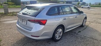 Skoda Octavia Kombi 2.0 TDI DSG - 3