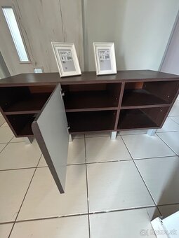 Stolík pod tv - 3