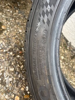Kumho 255/40 R19 Letné - 3