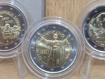 2€ euro Vatikan pamatne mince UNC v kapsulke - 3