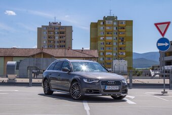 Audi A6 Allroad 3.0 TDI quattro S tronic - 3