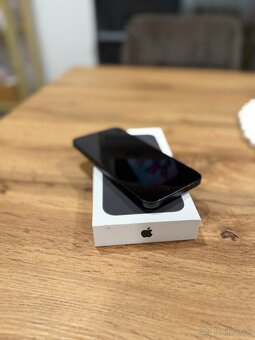 iPhone 16 PLUS 512GB - 3