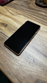 Samsung Galaxy S21 5G - 3