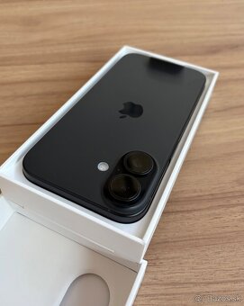 Apple iPhone 16 128GB - 3