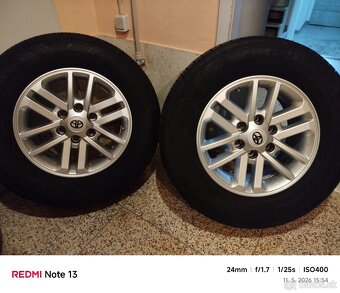 Toyota Hilux disky+ pneu 6x 139.7 - 3