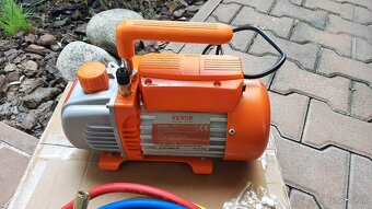 Vakuova pumpa Vevor KQ 1K - 3