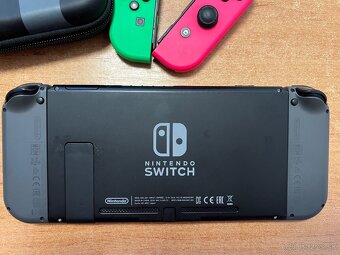 Nintendo Switch V2 + príslušenstvo – 1. majiteľ - 3