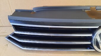 maska + znak pre radar VW Passat B8 - 3