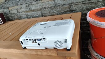 Predám vynikajúci HDMI projektor EPSON EB-X18 vo veľmi dobro - 3