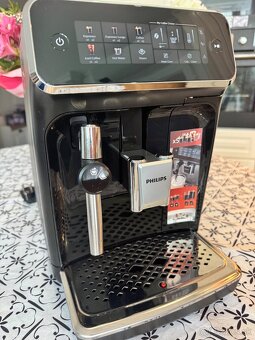 Automaticky kávovar Philips 3300 - 3