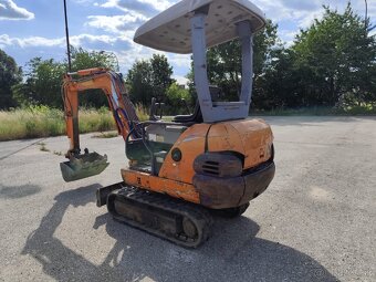 Minibáger Hitachi FH15. 2x lyžica - 3