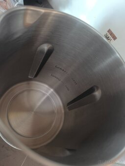 Domo DO705BL automaticky zupovar 2l 6 programov 1000W - 3