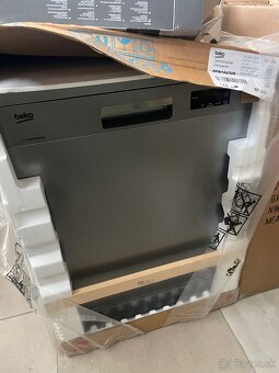 Umývačky riadu BEKO Dfn16430s 60cm - 3