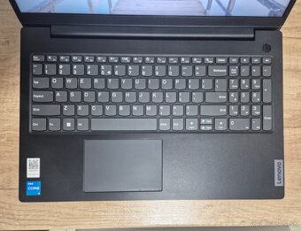 Lenovo V15 G2 /Core i3-1115G4/12GB RAM/FHD IPS/512GB SSD - 3