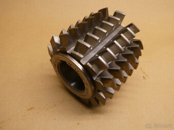 Predám odvaľovacie frézy na evolventné ozubenie - 3