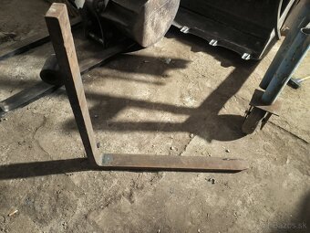 Vidla na traktorbager - 3