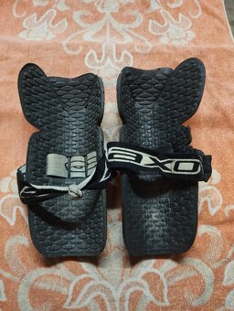 Chrániče kolien - 3