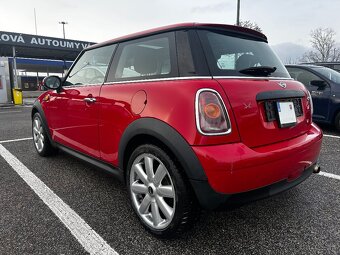 Mini Cooper One 1.4 (2009) - 3