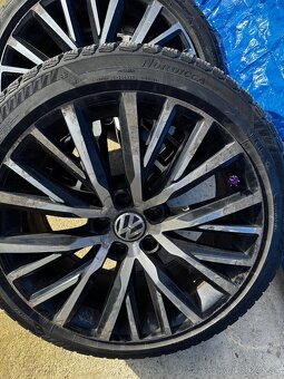 5x112 235/40 r19 - 3