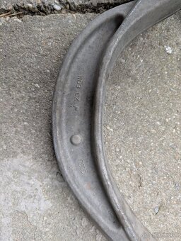 Ramená z prednej nápravy Audi A6 c7 - 3