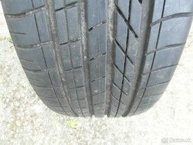 245/40 r19 - 3