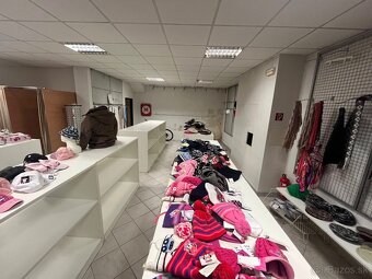 REZERVOVANÝ-Prenájom priestorov na Radničnom námestí - 3