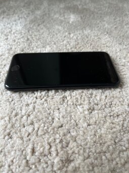 iPhone SE 2020 64GB - 3