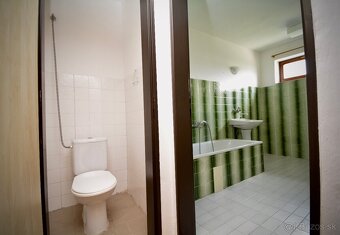 REZERVOVANÉ Na predaj rodinný dom na Kláštornej ulici - 3