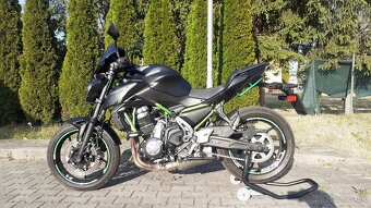 Kawasaki Z650 - 3