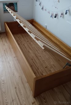 Posteľ s úložným priestorom - 3