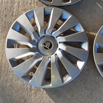 Predam puklice na Skoda octavia III,  16 zoll - 3