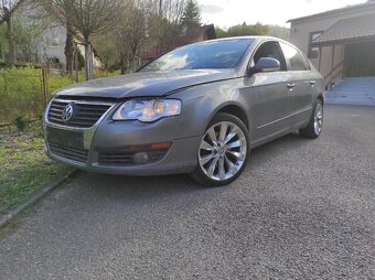Rozpredám Volkswagen passat b6 sedan 1.9 TDI 77kW Bkc LA7T - 3