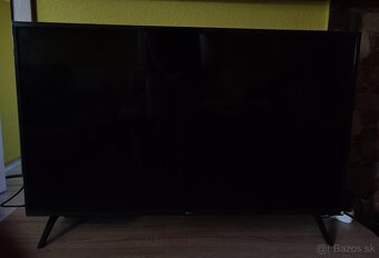 LG 4K UHD TV, webOS Smart TV 43" - 3