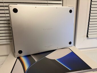MacBook Pro 16 M1 Pro 16/512GB 15 cyklov - 3