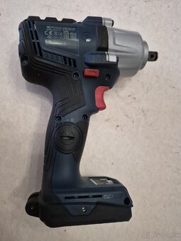 Bosch Professional 18V, rázový uťahovák - 3