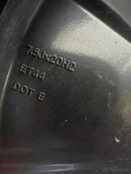 R20 Originál VW 7.5J ET44 10A601025B 5x112 - 3