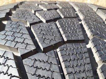 255/40 r20 zimne pneumatiky - 3
