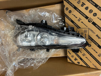 Alfa Romeo Giulia 2016–2023 predne svetla - 3