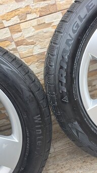 Predám 4xzimné pneumatiky Triangle 225/55r17 - 3