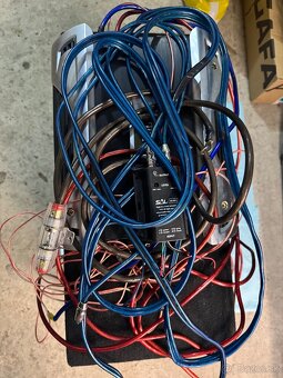 Subwoofer do auta - 3