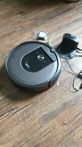 Robotický vysávač iRobot Roomba i7 - 3