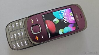 Nokia 7230. - 3
