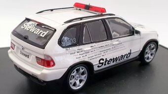 BMW X5 safety car - 3