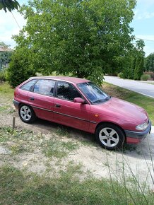 Predám Opel Astra Classic 1.6 benzín. - 3