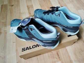 Dámske turistické topánky Salomon X Ultra 4, vo veľk. 40 2/3 - 3