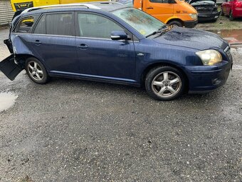 Toyota Avensis T25 - 3
