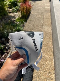 Hokejová vystroj - 3